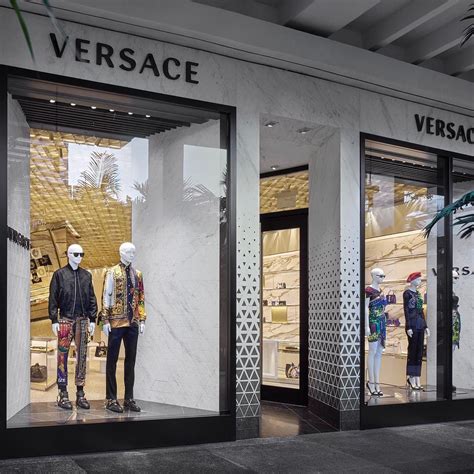 versace store in miami